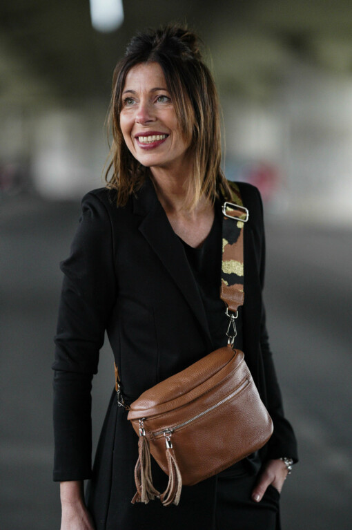 "CLAIRE" cognac T105 /  "BEATRIX" schwarz B03