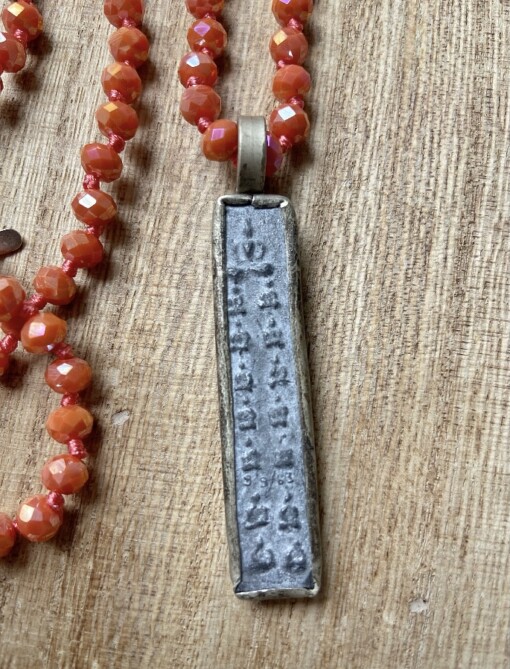 Necklace “BUDDHA ORANGE” (IC45)