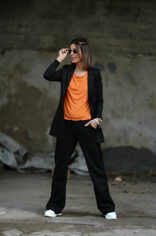 Longblazer "BEATRIX" schwarz (B03) / T-Shirt "HANNAH" orange (BA83)/Hose "MANJA" schwarz (H10)