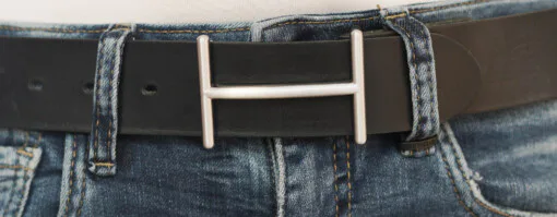 Schließe “SMALL LEVEL” silver / Gürtel “ONTARIO BLACK” (UJ01)