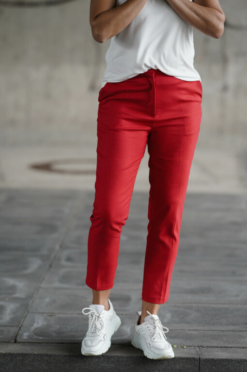 Ladies Fitted Pants “ALARA” – red poppy / Spitzen-Top “ANCONA” (DZ06)