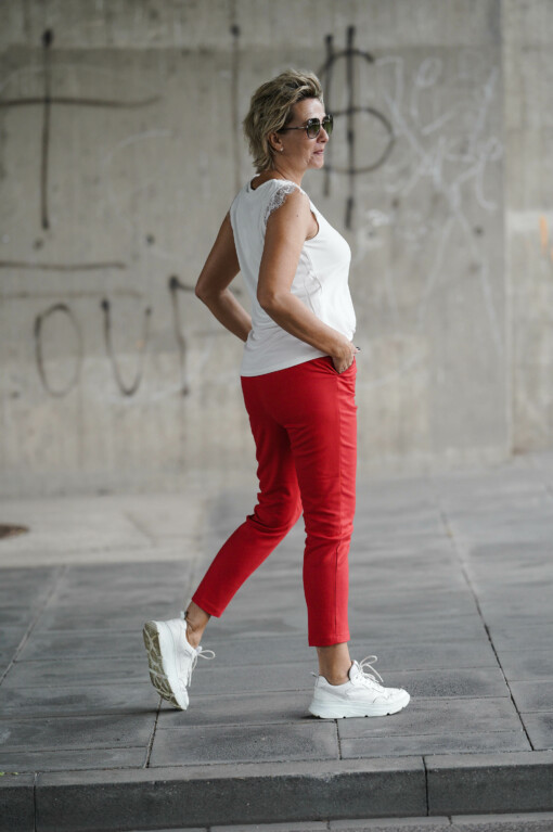 Ladies Fitted Pants “ALARA” – red poppy / Spitzen-Top “ANCONA” (DZ06)