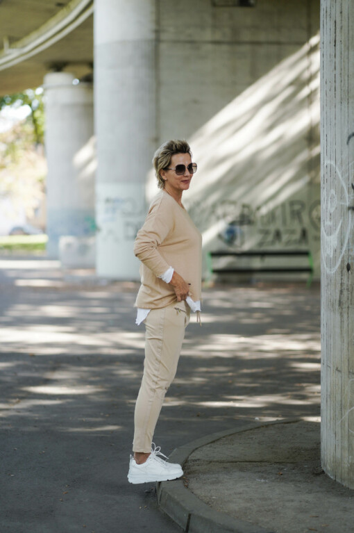 Longsleeve "VALENTINA" alpa (ER09) / Ladies-Pants “ILENA” – alpa (ER19) /Langarm-Shirt “LEONIE” weiß (BA85)