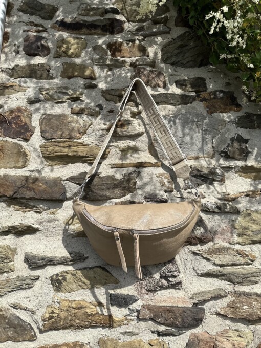 Crossbag “SALLY” cappuccino (T156)
