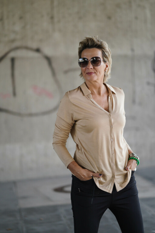 Bluse "ADALINA" alpa (ER34) /  Joggpants "SELENA" (ER04)