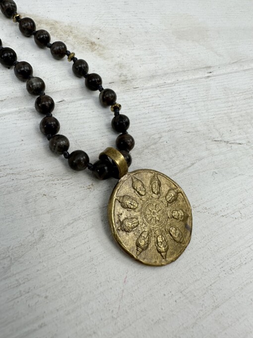 Necklace "BUDDHA-40" gold/labrado (IC16)