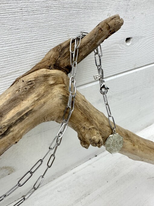 Necklace "LIA YANG" silver (IC30)
