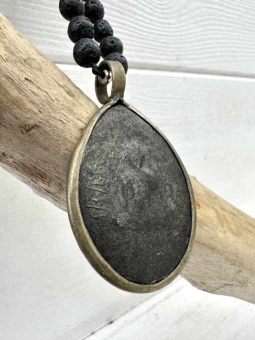 Necklace "BUDDHA-22" black/lava (IC20)