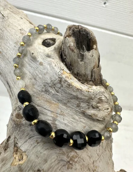 SCHMÜCKSTÜCK - Armband "GREY NIGHT" (SSK48)