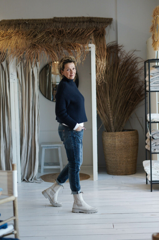 Strickpulli "SOPHIA" dunkelblau (GW14) / Boyfriend Jeans "SHYRA" dark blue (HL23)