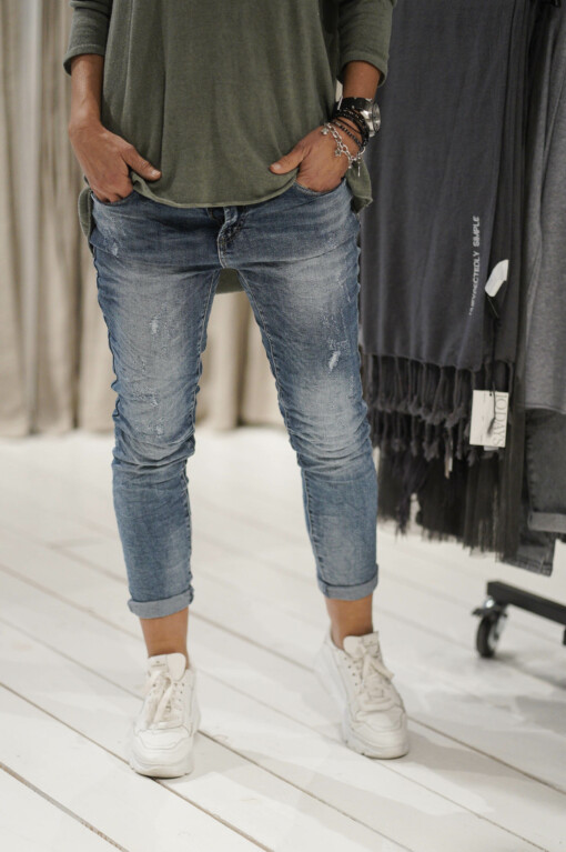 Langarmshirt “DANNY” khaki (BA45) / Jeans “CINZIA” – jeansblau (H34)
