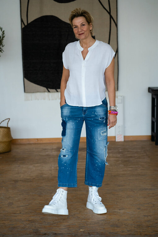 Bluse "LAUREN" white (AE05) / Jeans "RASTANA" jeansblau (H11)