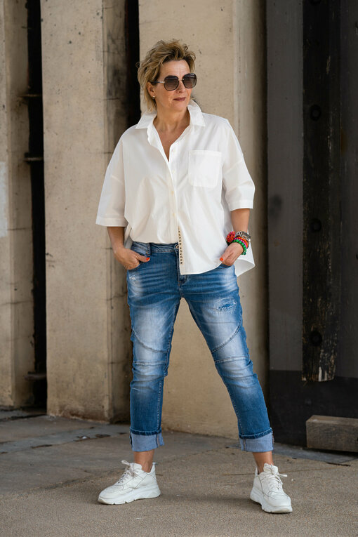 O-Shape Jeans "AMELIA" jeansblau (H46) / Lockere Bluse "JETTE" (HB08)