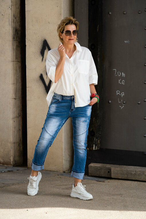 O-Shape Jeans "AMELIA" jeansblau (H46) / Lockere Bluse "JETTE" (HB08