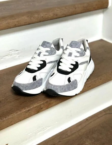 JUUL&BELLE - Low Sneaker "TESS" black/white (JB16)