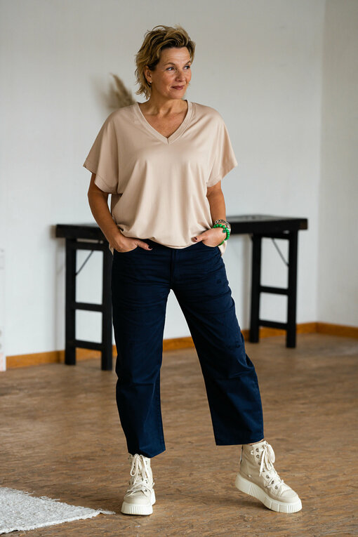Jeans “YOANA” – baltic blue (ER61) / Shirt "JOLINA" beige (BA31)