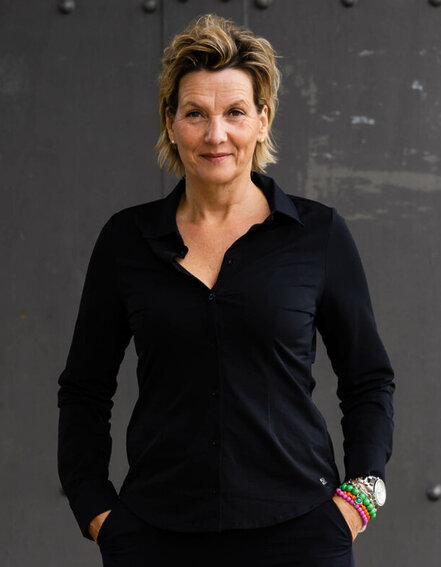 TQ AMSTERDAM - Elastische Hemdbluse "REA" (TQ02)