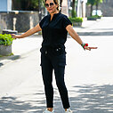 Bequemes Blusenshirt “STELLA” marine (TQ05) / Bequeme Cargo-Pants “KARIN” marine (TQ04)