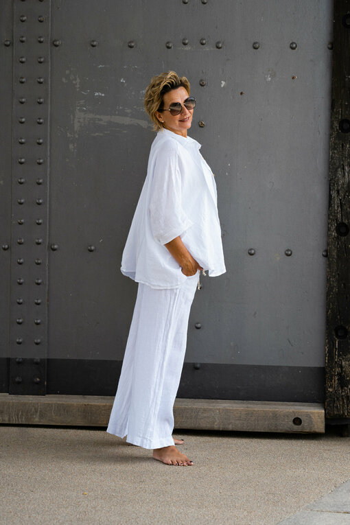 Leinenhose “AGNES” white (H16) / Oversized Leinenbluse “VERONIKA”  white (GW61)