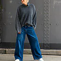 Oversized Strickpullover “FANJA” black (CC07) / Wide Leg Jeans “YIBBI” dark blue (H36)