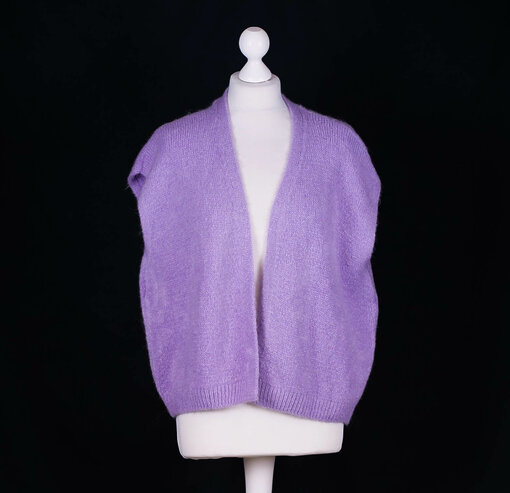 kuschelige Strickweste “JESS” flieder (GW50)
