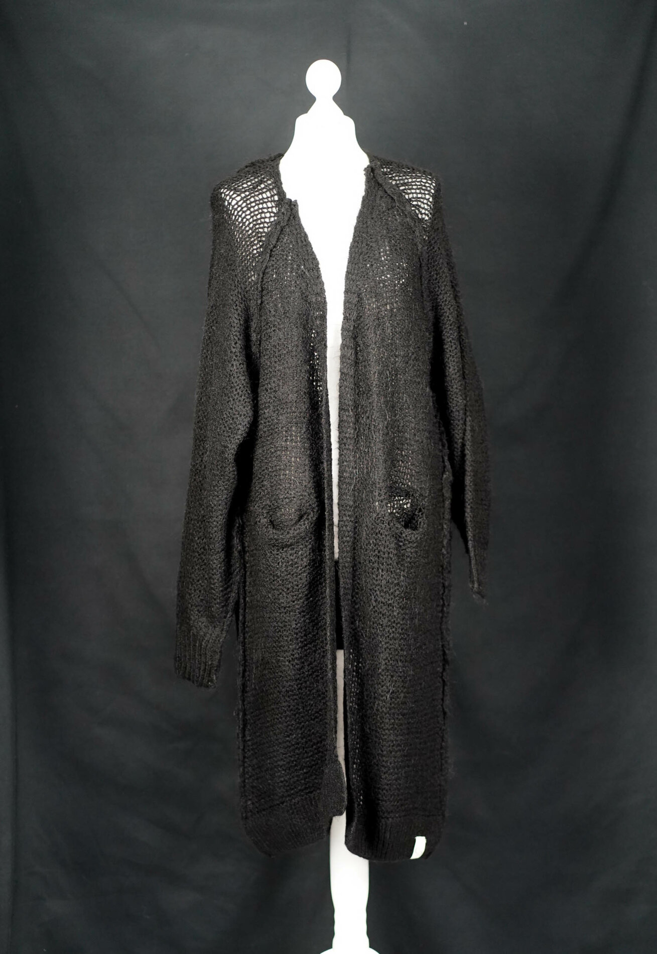 Kuscheliger Cardigan “GANIMETE” black melange (CC01)