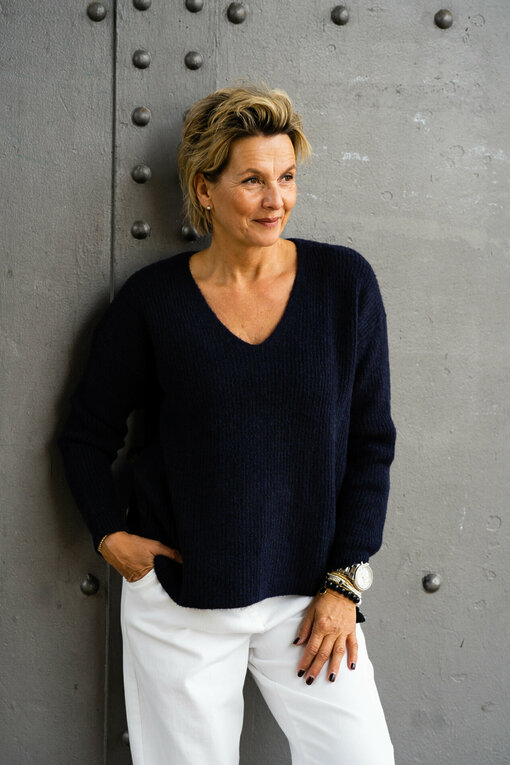 Edler Strickpullover “LINI” marine (HL47)