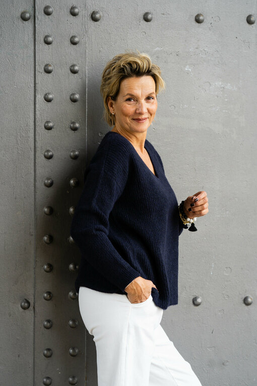 Edler Strickpullover “LINI” marine (HL47)