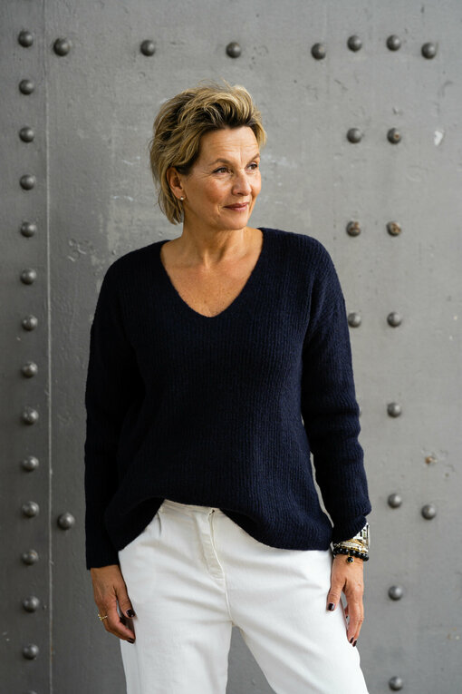 Edler Strickpullover “LINI” marine (HL47)