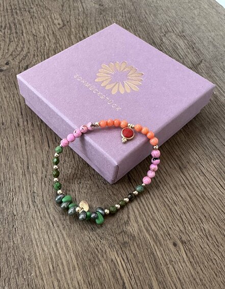 SCHMÜCKSTÜCK – Perlenarmband "DROPS GREEN ROSE" (SSK32)