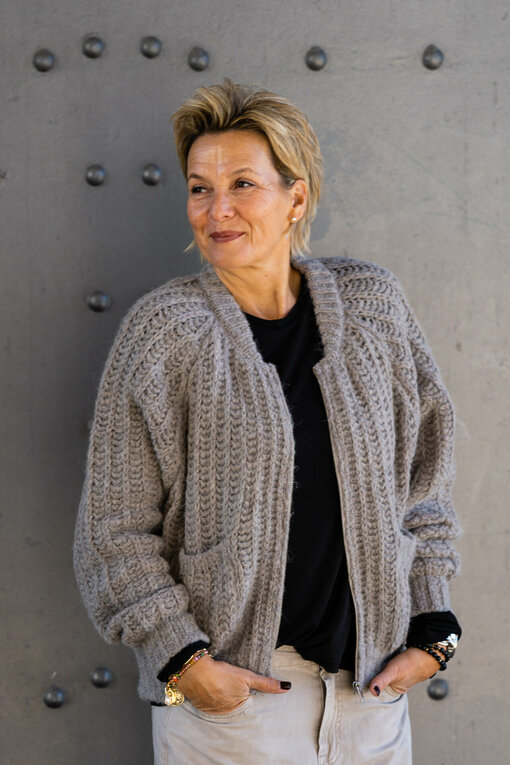 Kuscheliger Cardigan “CORDIE” maple (ER08)
