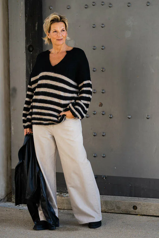 Strickpullover “VANA” (10D64)/ Jeans “KALEA” – oak dye (ER29)