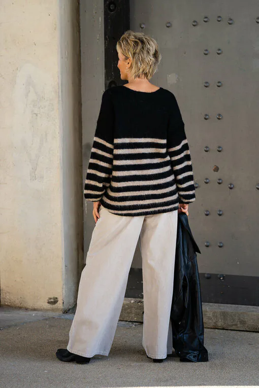 Strickpullover “VANA” (10D64)/ Jeans “KALEA” – oak dye (ER29)