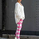 Regular Fit Cropped Jogger “KALINKA” bright pink (10D66) / Oversized Strickpullover “CAROLINE” creme (GW229)