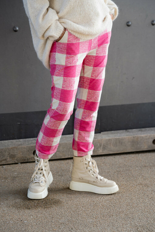 Regular Fit Cropped Jogger “KALINKA” bright pink (10D66)