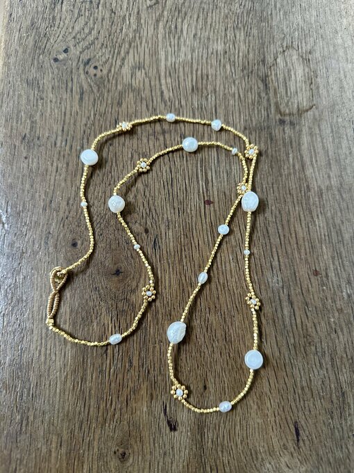 Kette “PEARL FLOWER” (IBU79)