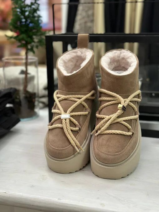 Low Boots “CLASSIC LOW PLATFORM” – beige (IN06)
