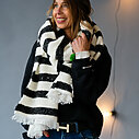 Schal mit Streifenmuster “URSULA” ecru/black (10D28)