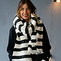 Schal mit Streifenmuster “URSULA” ecru/black (10D28)