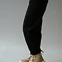 O-Shape Jeans “VIRGINA” schwarz (H51) / High Sneaker “MATILDA” – light beige (IN05)