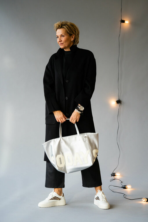 Metallic Shopper in Lederoptik “SHARON” (10D92)/Low – Top Sneaker “KEIRA” white/leo (CPH17)