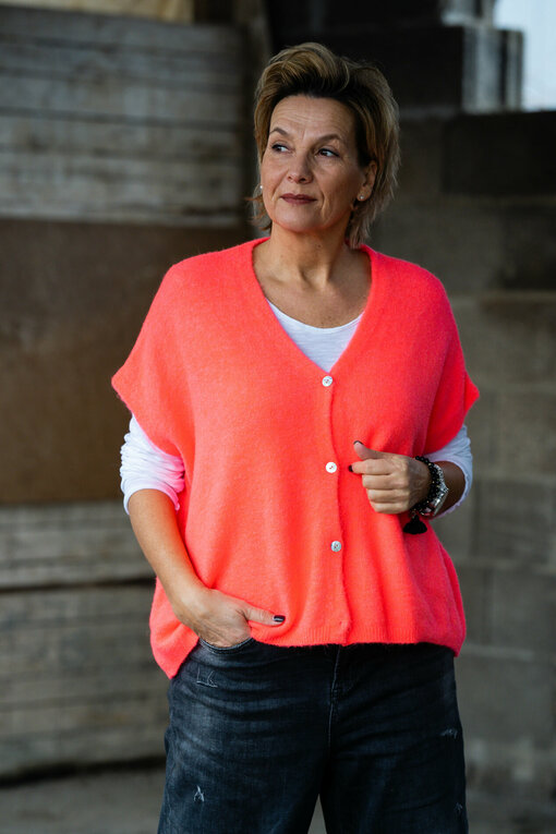 Kuschelige Strickweste “RASUL” apricot (GW38)