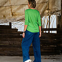 Basicshirt “KIMBERLY” grasgrün (BA84) / Wide Leg Jeans “YIBBI” dark blue (H36)