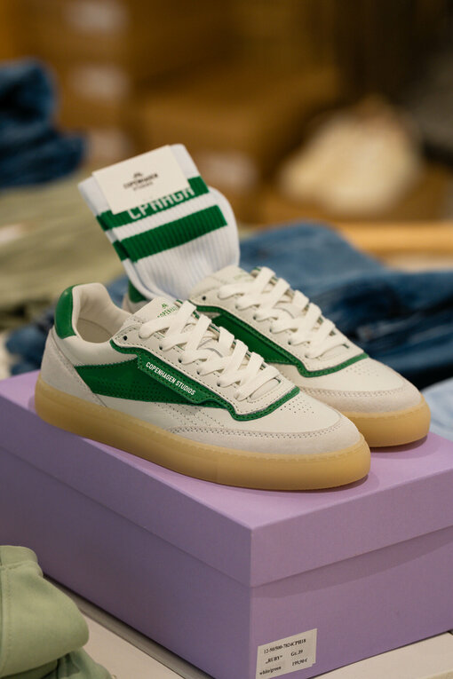 Low – Top Sneaker “RUBY” white/green (CPH18)