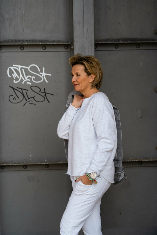 Kuscheliger Sweater “INU” (GW35) / Joggerhose “PRISKA” (FJ)