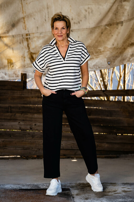 Streifenshirt “VENETIA” ecru/ black (HL29) / O-Shape Jeans “VIRGINIA” schwarz (H51)