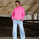 Kuscheliger Strickpullover “FRANCIS” bubblegum (GW208) / Coole O-Shape Jeans “MALOU” (H55)