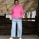 Kuscheliger Strickpullover “FRANCIS” bubblegum (GW208) / Coole O-Shape Jeans “MALOU” (H55)
