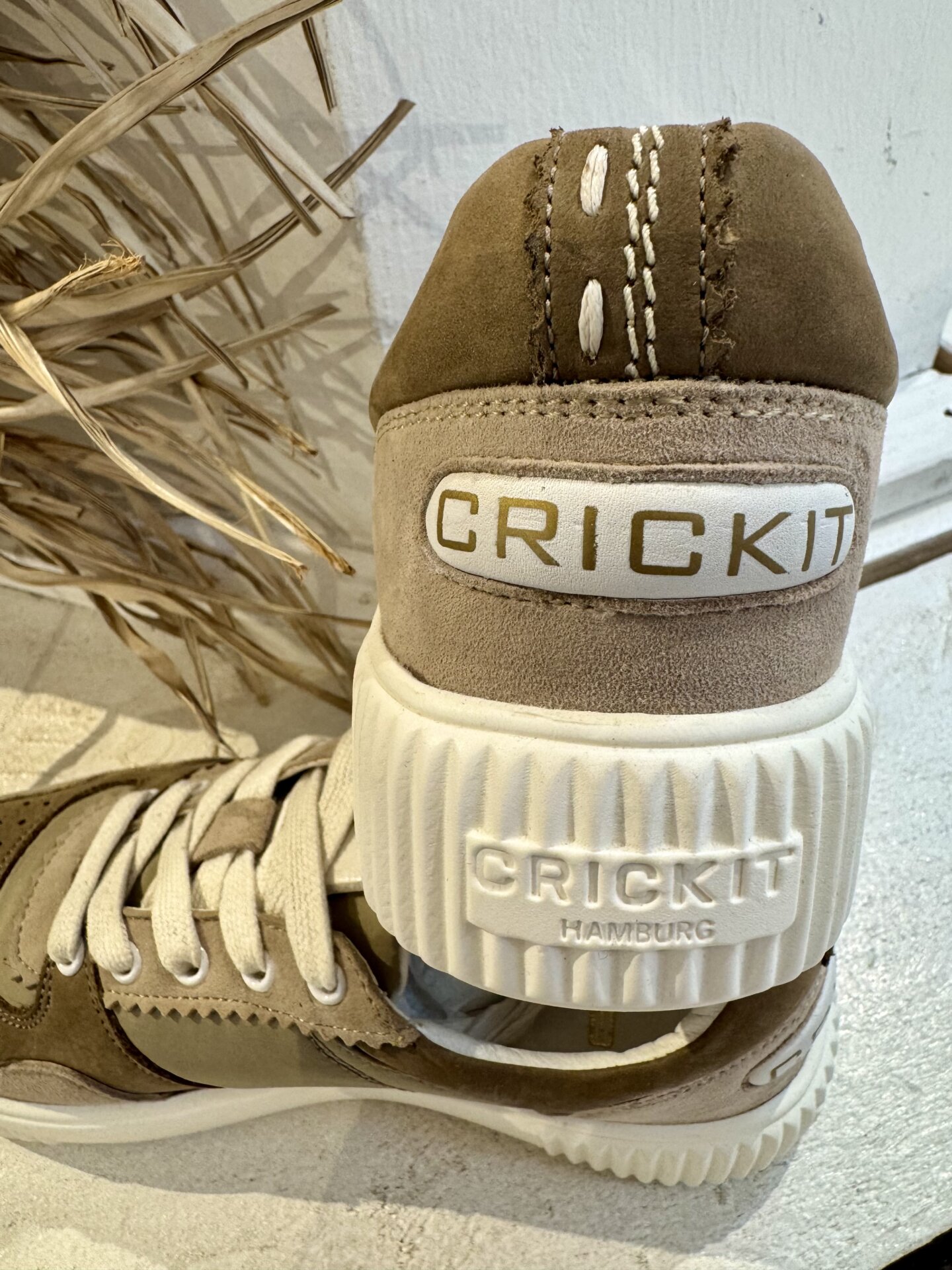 Sneaker “MAURA” taupe (CR02)