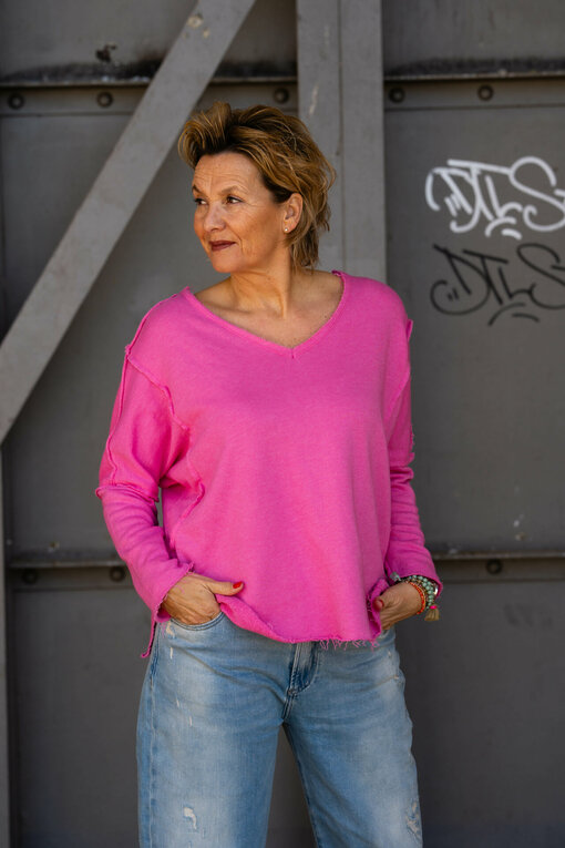 Cooles Sweatshirt "SAMANTHA" pink (GW13)/ Jeans “YOANA” – berry blue (ER17)